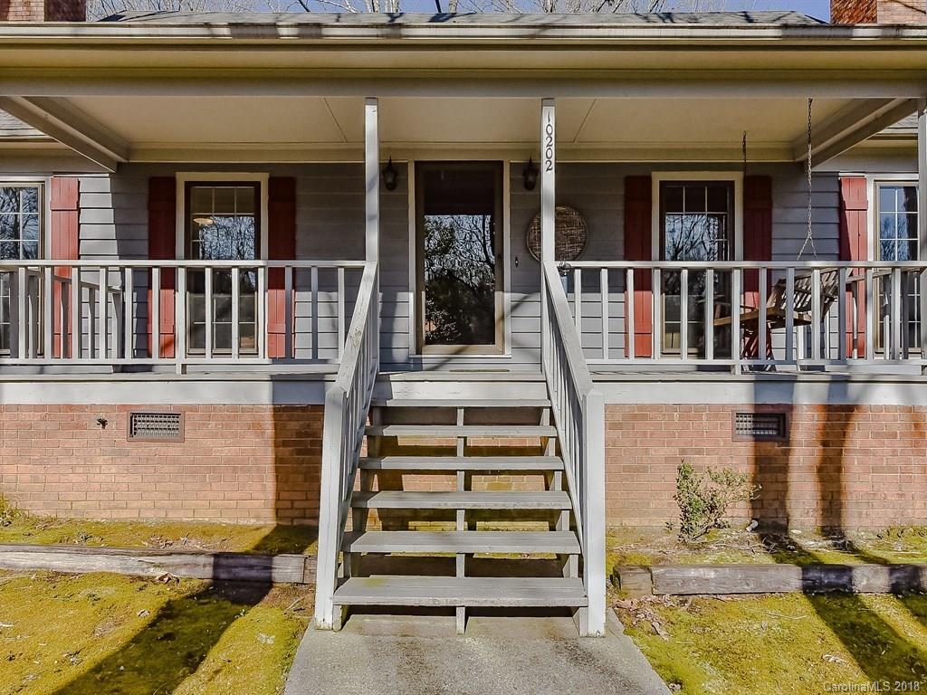 10202 Rocking Chair Road Matthews, NC 28105 - Photo 2 of 34 Gallery Image 2
