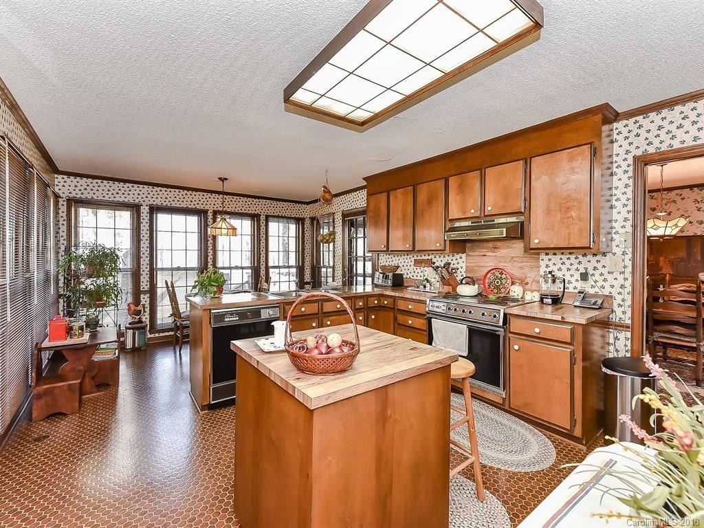 10202 Rocking Chair Road Matthews, NC 28105 - Photo 16 of 34 Gallery Image 16