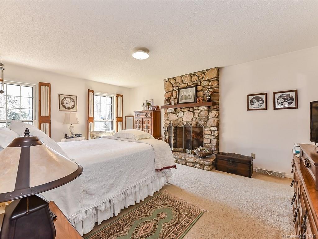 10202 Rocking Chair Road Matthews, NC 28105 - Photo 18 of 34 Gallery Image 18