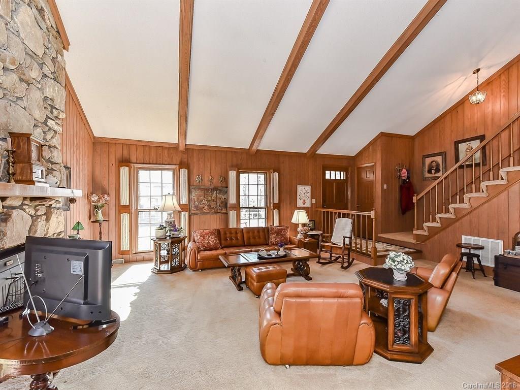 10202 Rocking Chair Road Matthews, NC 28105 - Photo 6 of 34 Gallery Image 6