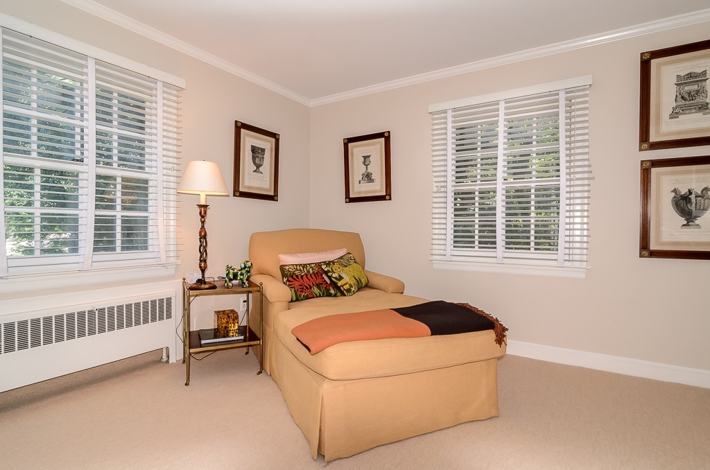 45 Meadowbrook Road Weston, MA 02493 - Photo 12 of 22 Gallery Image 12