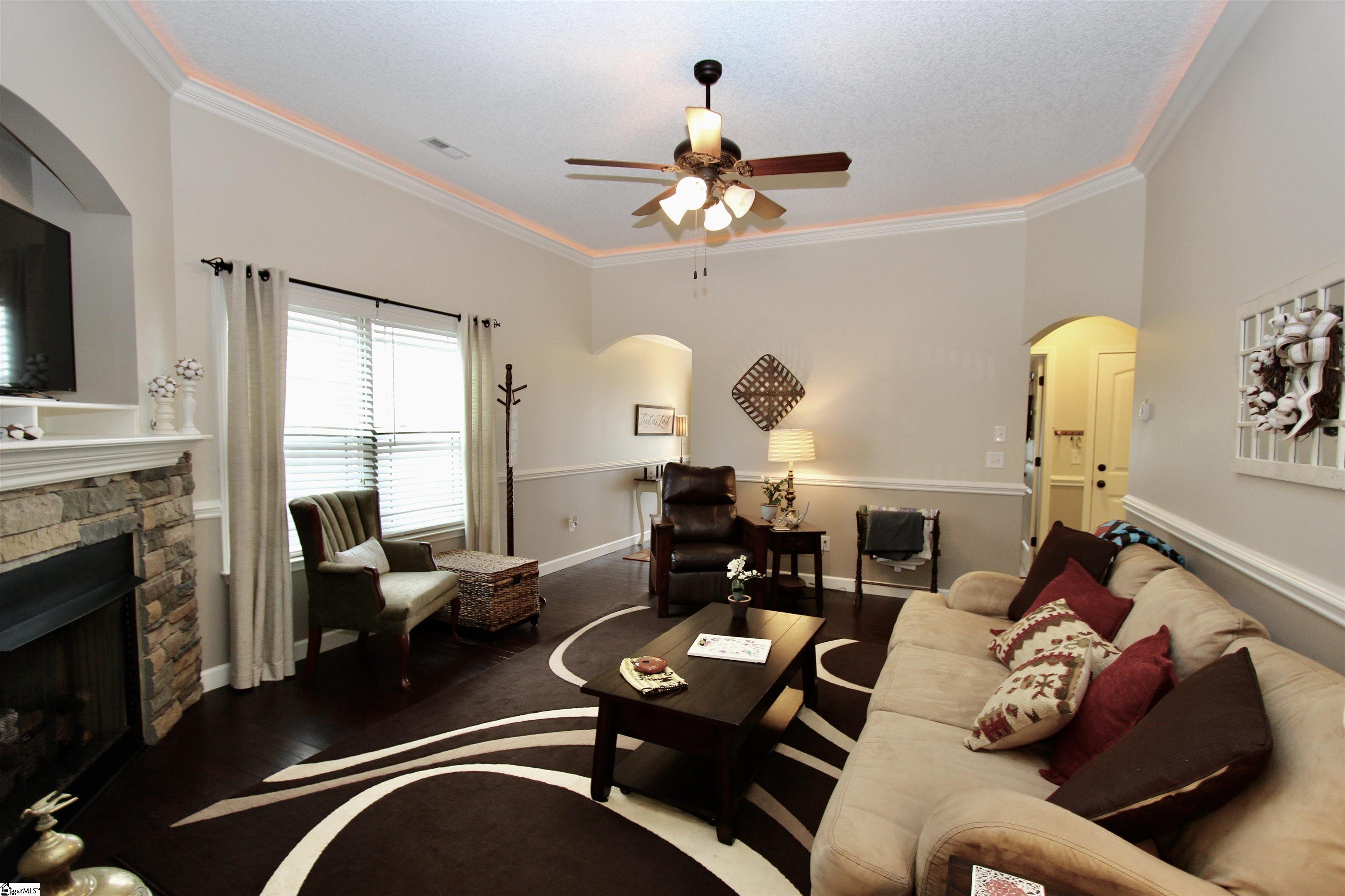 604 Thomas Edwards Lane Greer, SC 29651 - Photo 3 of 26 Gallery Image 3