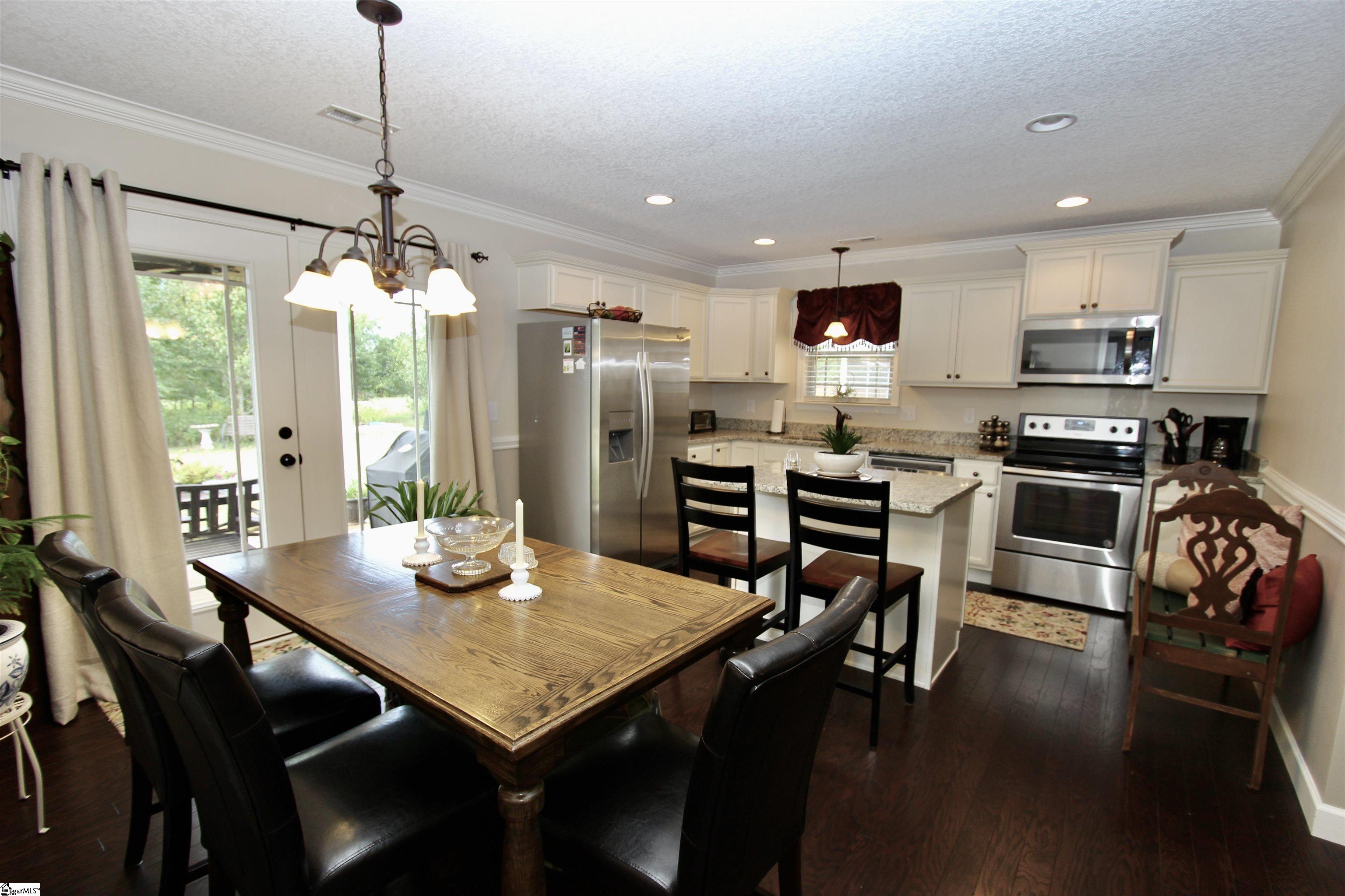 604 Thomas Edwards Lane Greer, SC 29651 - Photo 6 of 26 Gallery Image 6