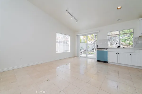 $1,250,000 | 17 Avignon Avenue, Lake Forest, CA 92610
