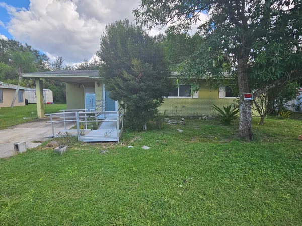 $225,000 | 14745 Southwest 174th Court, Indiantown, FL 34956