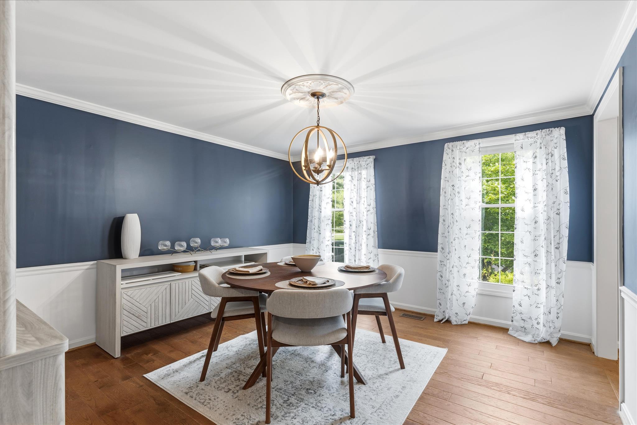21917 Foxlair Road Gaithersburg, MD 20882 - Photo 13 of 49 dining room