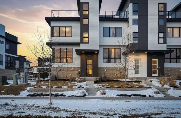 $499,999 | 5013 162nd Street West, Lakeville, MN 55044