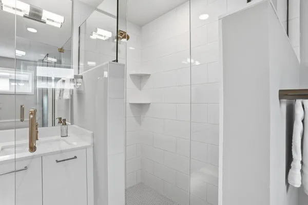 $499,999 | 5013 162nd Street West, Lakeville, MN 55044