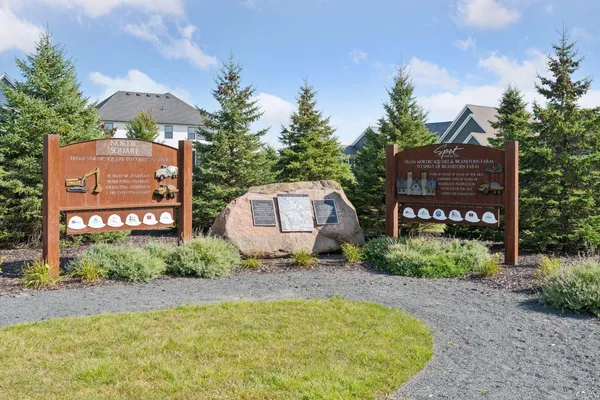 $499,999 | 5013 162nd Street West, Lakeville, MN 55044