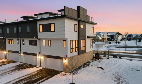 $499,999 | 5013 162nd Street West, Lakeville, MN 55044