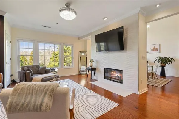 $6,000 | 3636 Habersham Road Northwest, Unit 2404, Atlanta, GA 30305