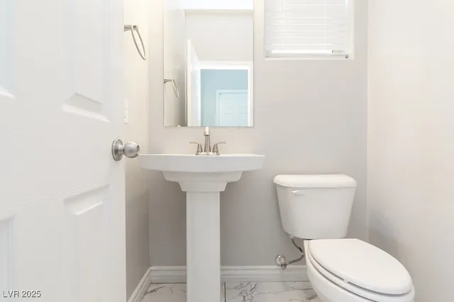 $2,500 | 6856 Pivot Point Street, Las Vegas, NV 89148