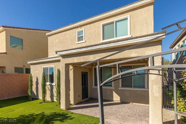 $2,500 | 6856 Pivot Point Street, Las Vegas, NV 89148