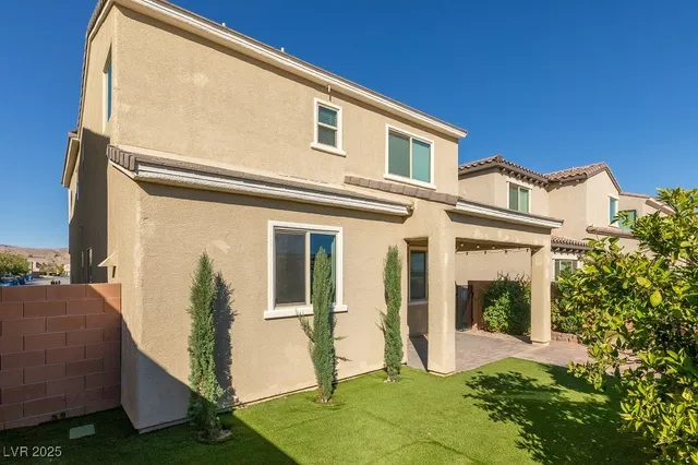 $2,500 | 6856 Pivot Point Street, Las Vegas, NV 89148