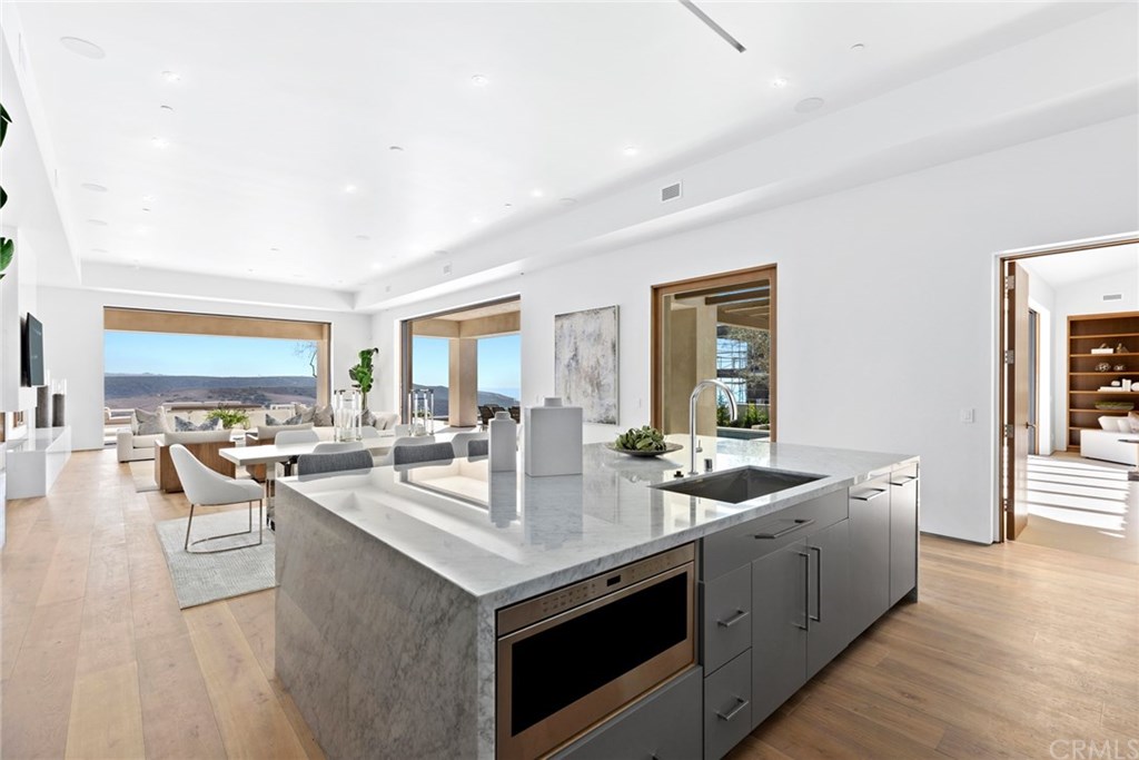 10 Waves End Newport Coast, CA 92657 - Photo 8 of 45