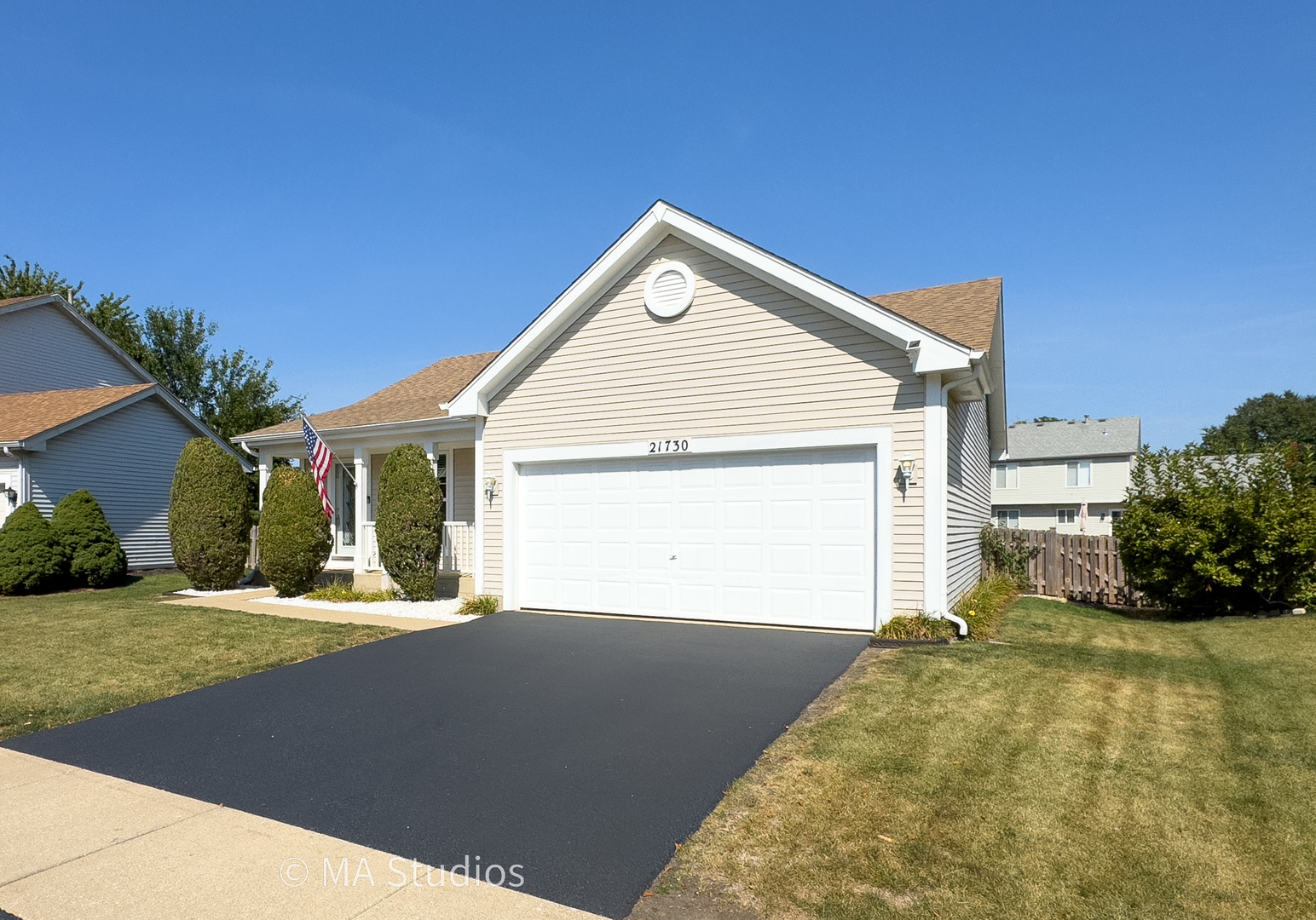 21730 Ivanhoe Trail Plainfield, IL 60544 - Photo 3 of 47