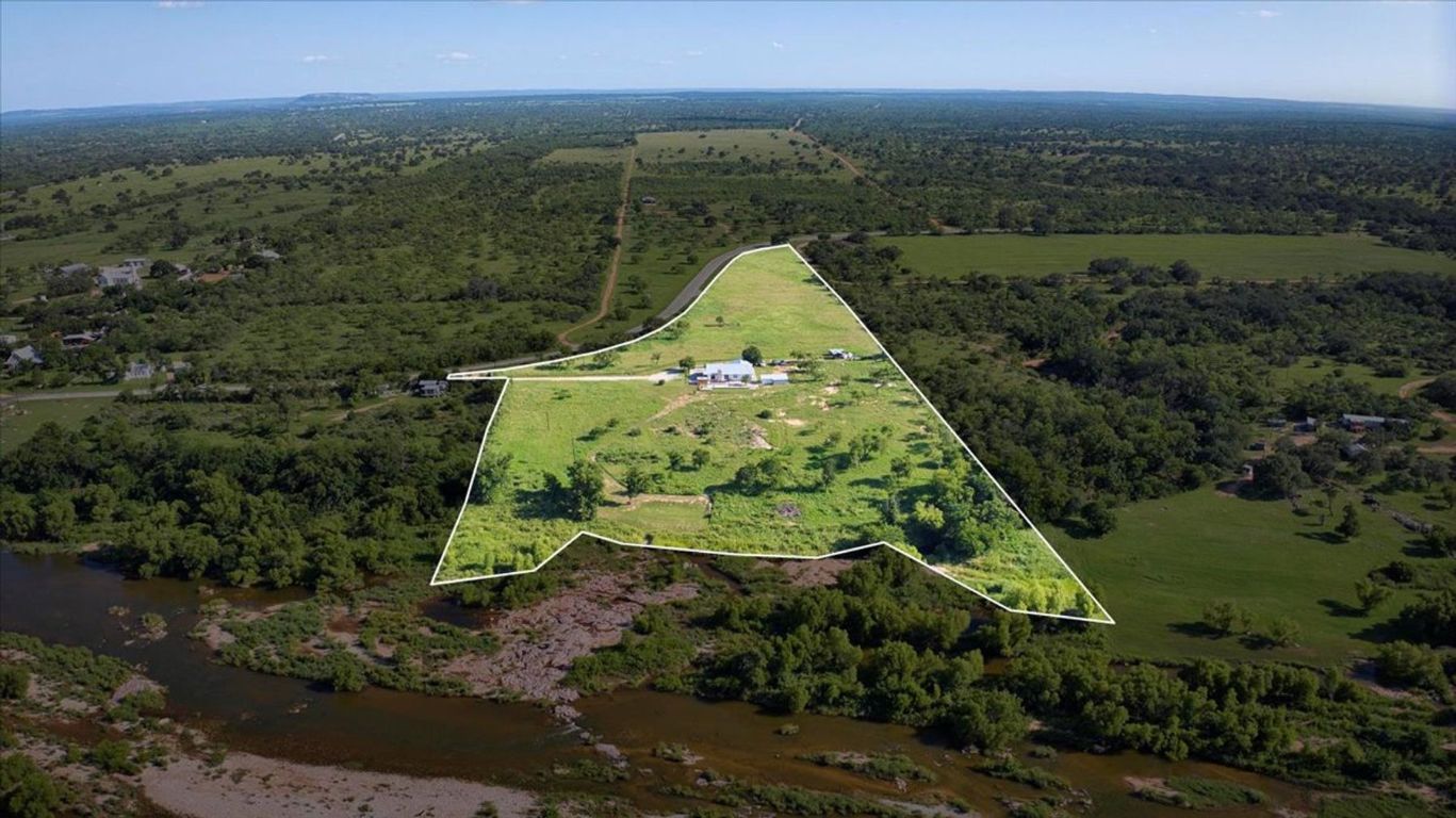 19811 West Ranch Road 152 Llano, TX 78643 - Photo 9 of 38 View of property location featuring property boundaries highlighted and rural landscape