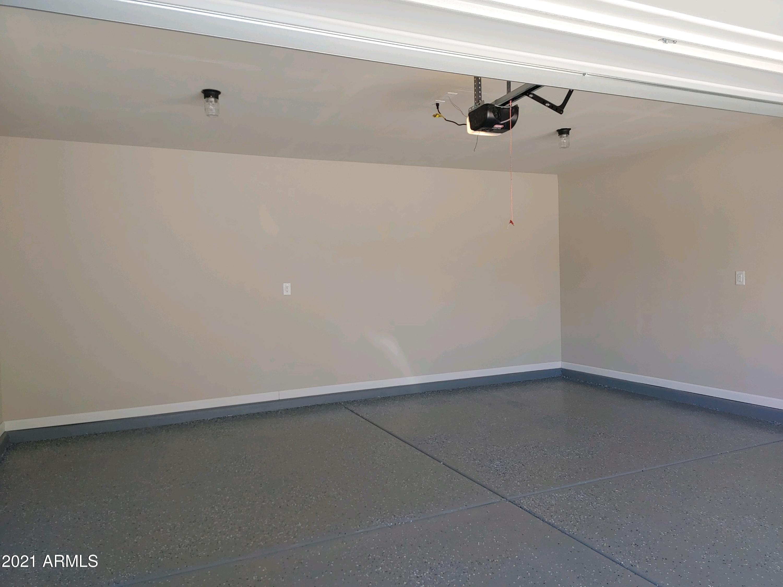 45196 West Sandhill Road Maricopa, AZ 85139 - Photo 19 of 20 Finished Garage