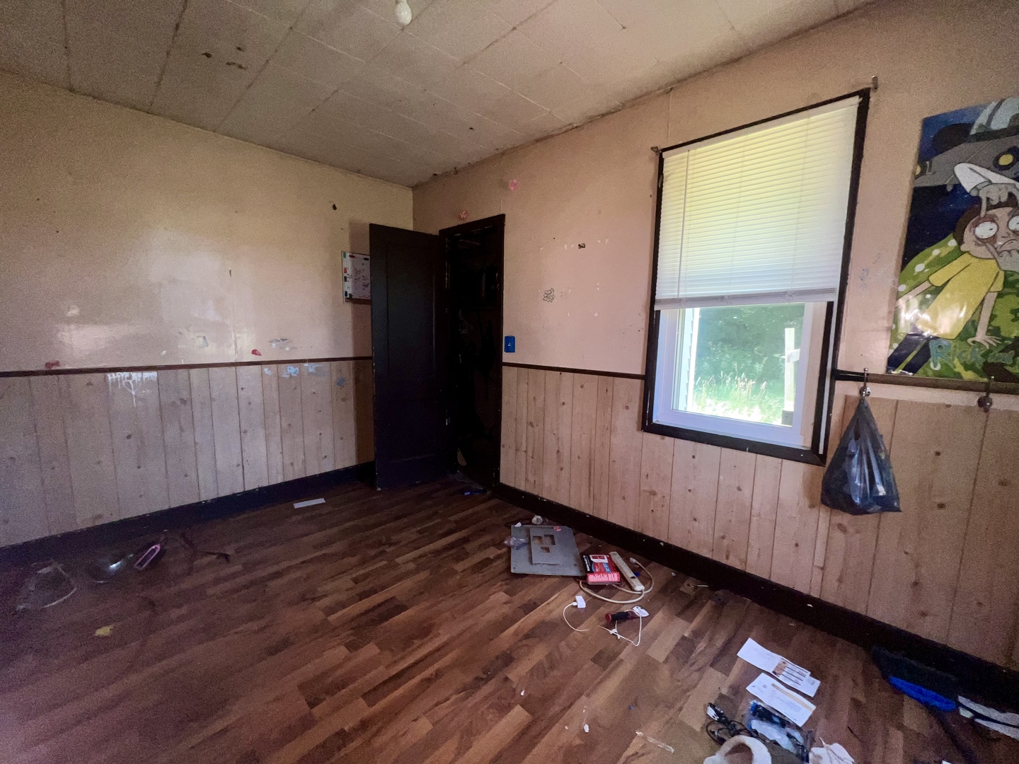 13174 Harrold Point Road Wapella, IL 61777 - Photo 13 of 23 a view of a livingroom with wooden floor