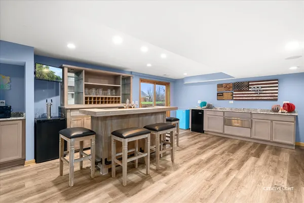 $780,000 | 201 Violet Lane, Batavia, IL 60510