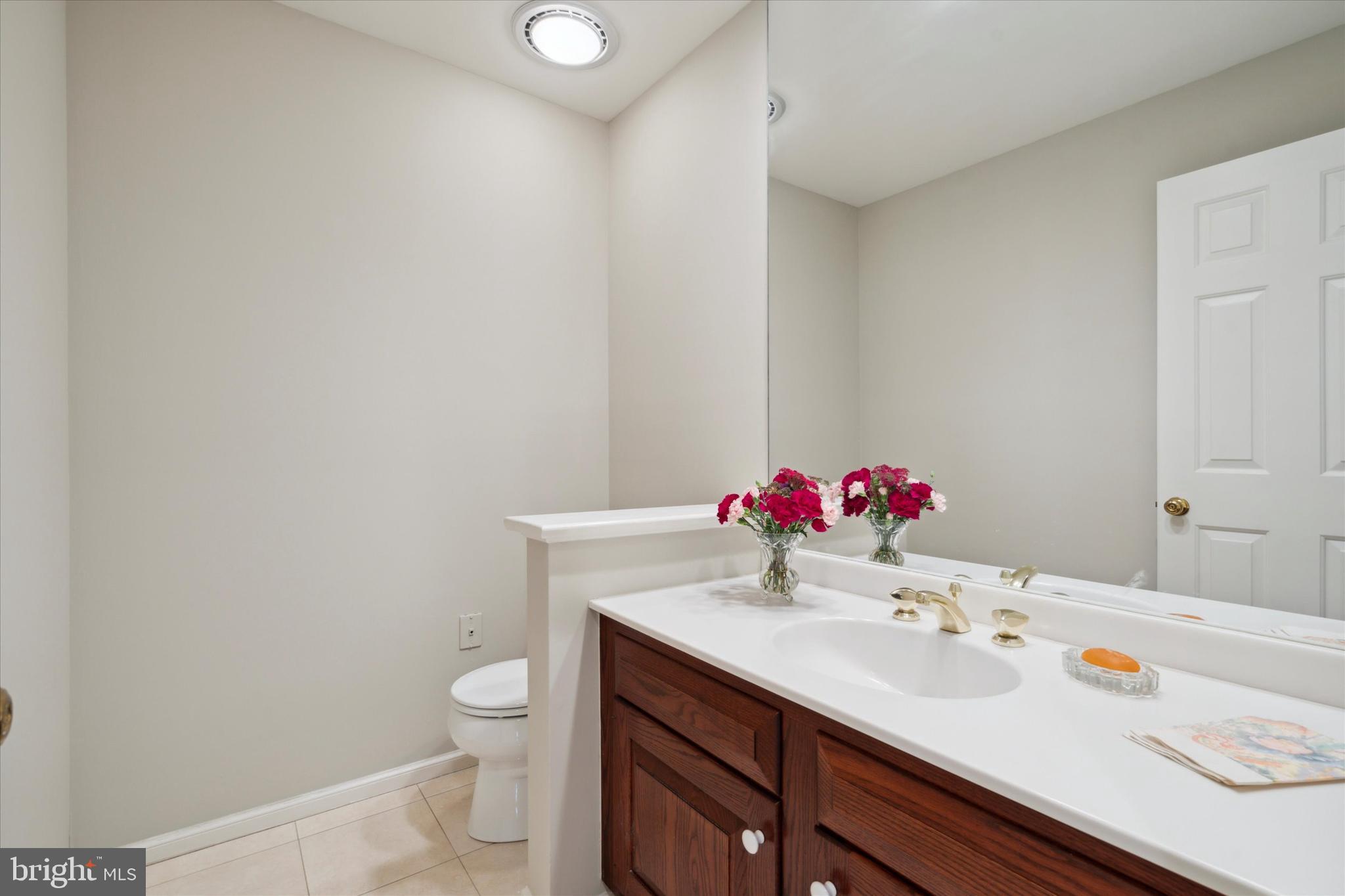 8 Withers Lane Blue Bell, PA 19422 - Photo 33 of 44 Powder Room