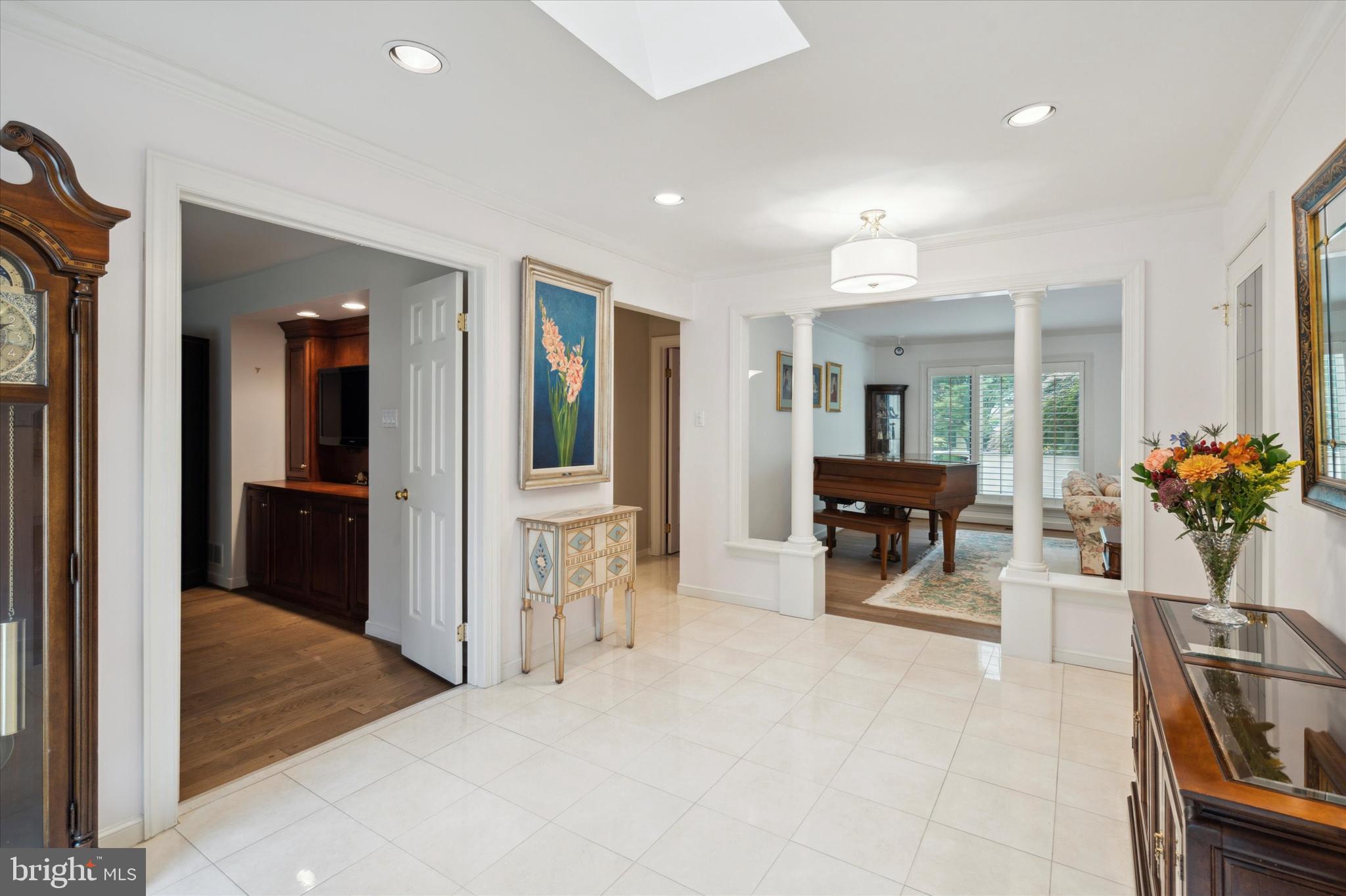 8 Withers Lane Blue Bell, PA 19422 - Photo 4 of 44 Marble Flooring in Foyer
