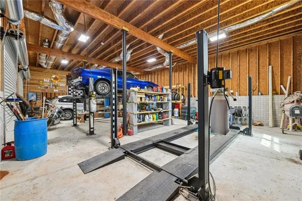 $1,250,000 | 228 Indian Creek Road, Locust Grove, GA 30248