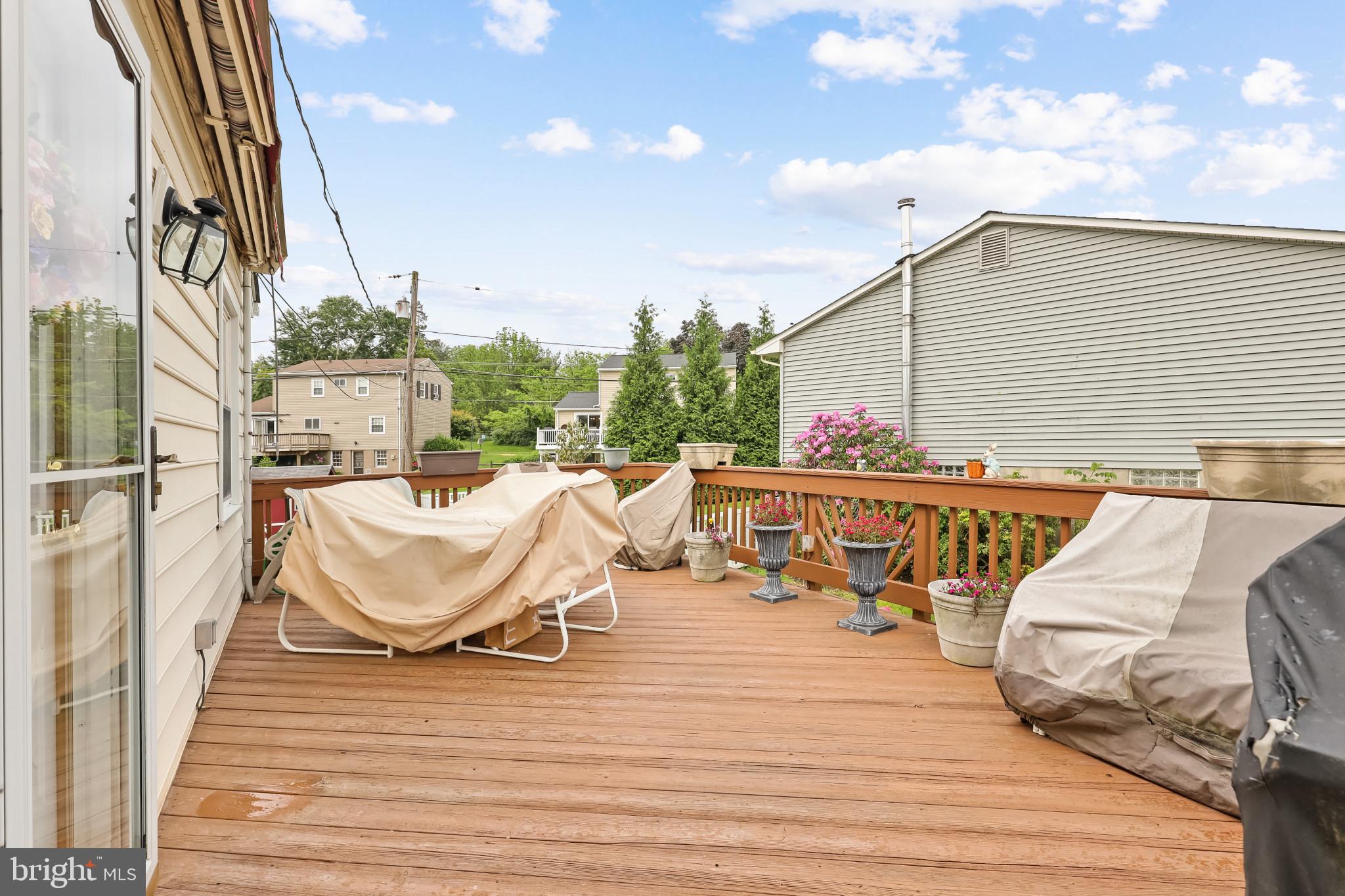 117 Cherry Valley Road Reisterstown, MD 21136 - Photo 31 of 41 Deck