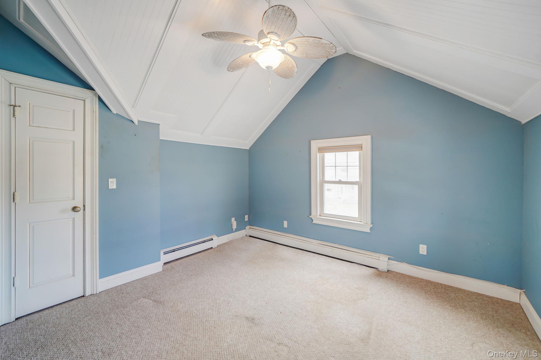 191 Smith Avenue Islip, NY 11751 - Photo 22 of 28