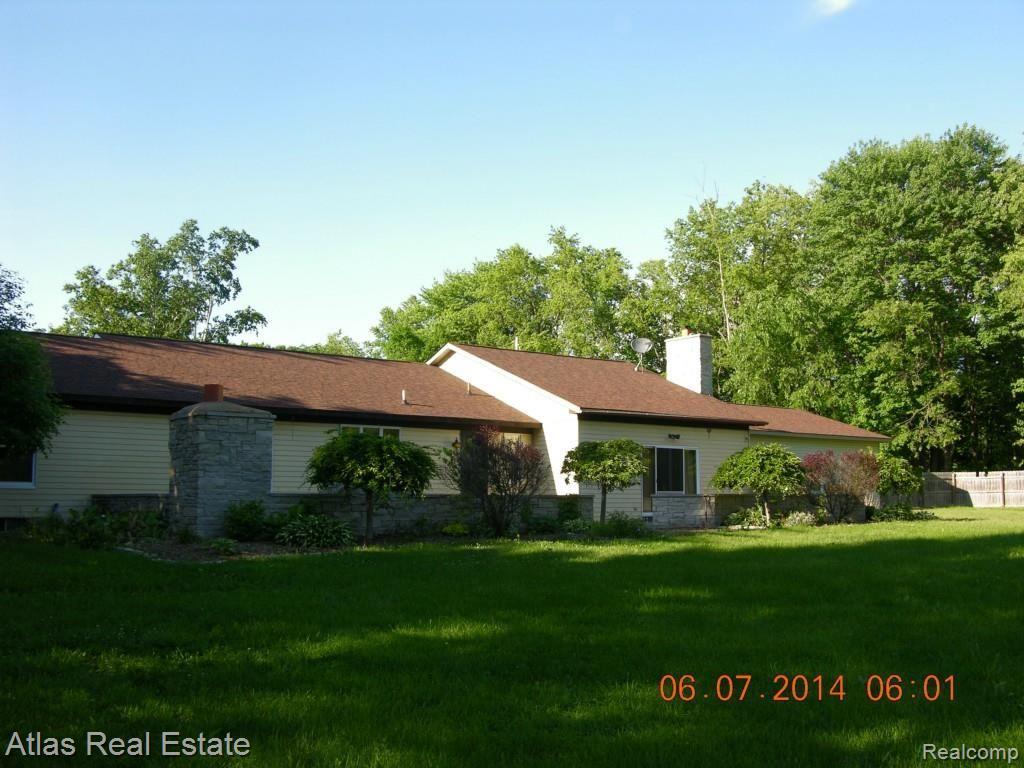 12376 Green Road Goodrich, MI 48438 - Photo 6 of 23 DSCN9295.jpg