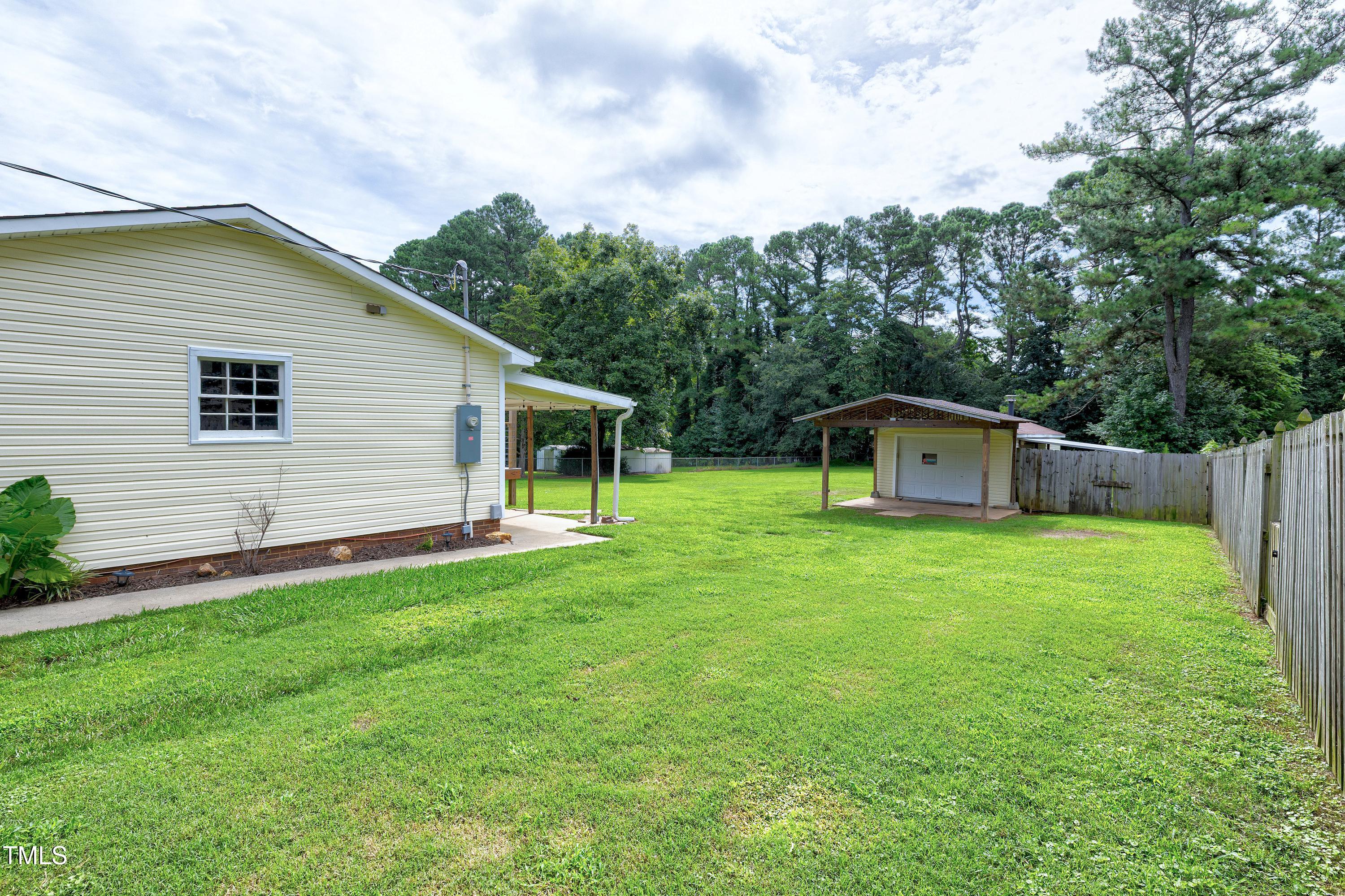 3704 Rivermont Road Durham, NC 27712 - Photo 25 of 42 Scene-26