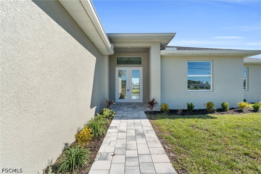 526 Northwest 9th Street Cape Coral, FL 33993 - Photo 4 of 31