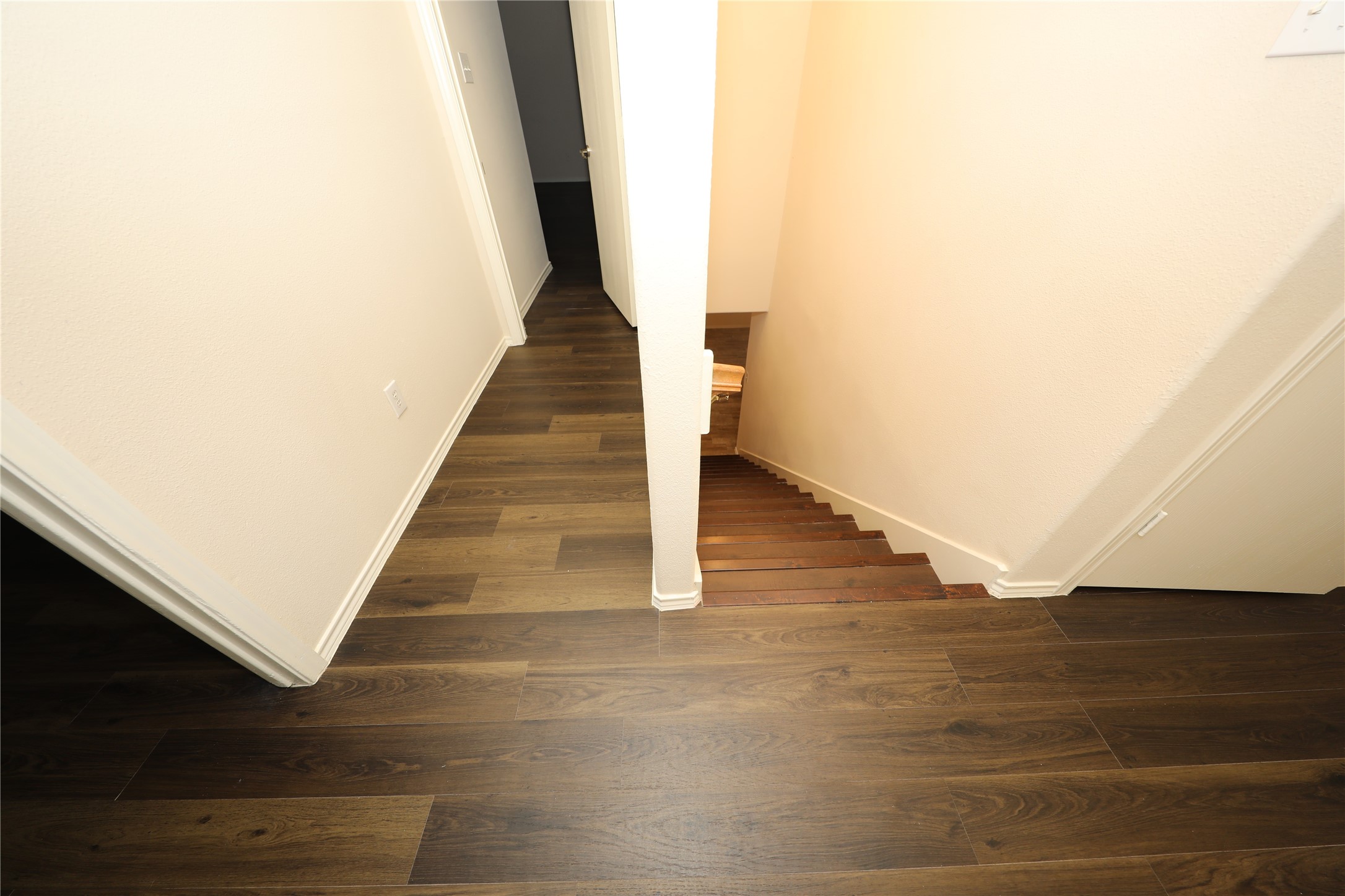12620 Rio Bravo Street Rosharon, TX 77583 - Photo 13 of 25 a view of entryway and hall with wooden floor