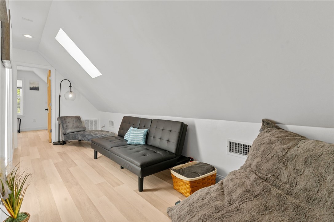 825 Hope Street Bristol, RI 02809 - Photo 8 of 21