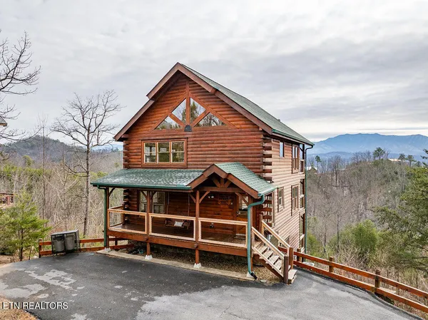 $850,000 | 1553 Majestic Mountain Drive, Sevierville, TN 37876