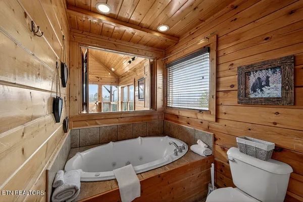 $850,000 | 1553 Majestic Mountain Drive, Sevierville, TN 37876
