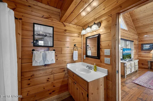 $850,000 | 1553 Majestic Mountain Drive, Sevierville, TN 37876