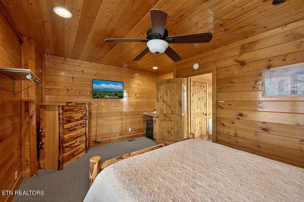$850,000 | 1553 Majestic Mountain Drive, Sevierville, TN 37876
