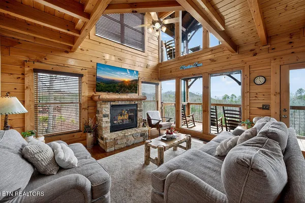 $850,000 | 1553 Majestic Mountain Drive, Sevierville, TN 37876
