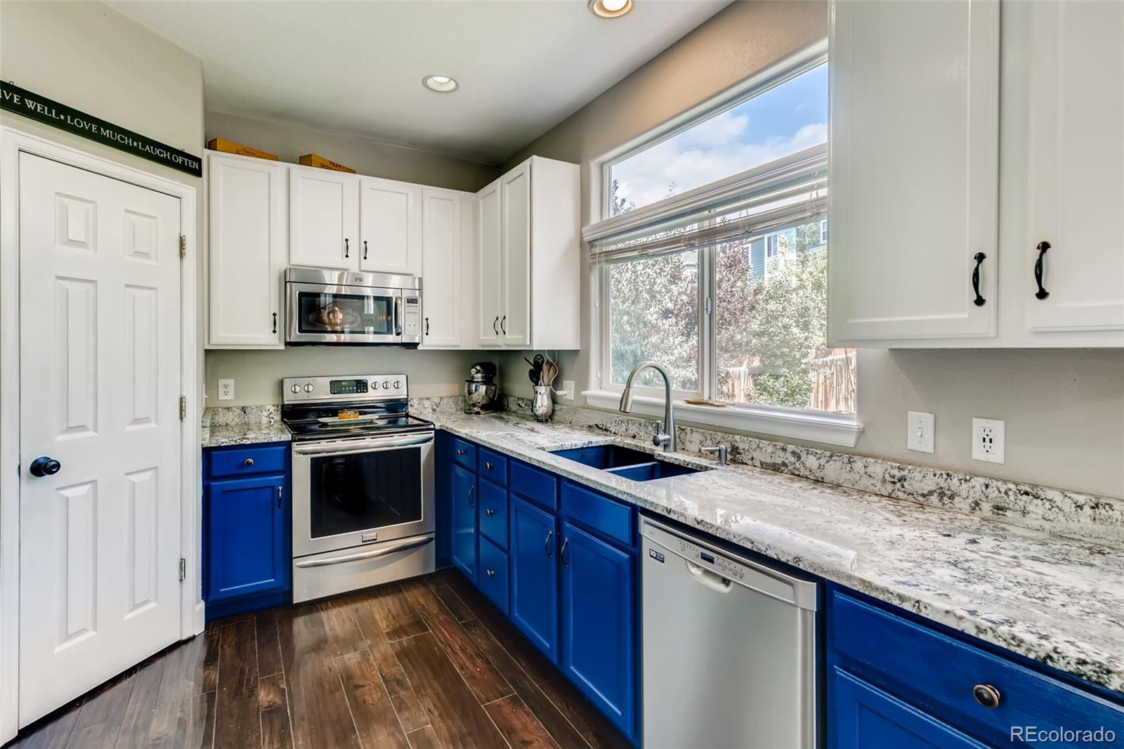 10569 West Cooper Place Littleton, CO 80127 - Photo 4 of 31