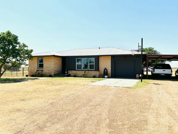 $105,000 | 209 West Nichols Avenue, McAdoo, TX 79243