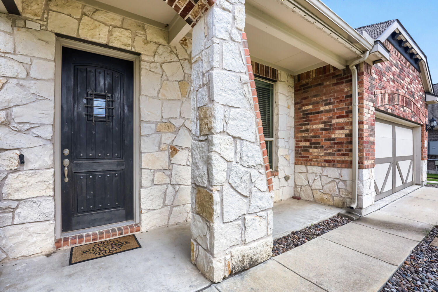 19205 Burrowbridge Road Pflugerville, TX 78660 - Photo 5 of 38 Welcome home!