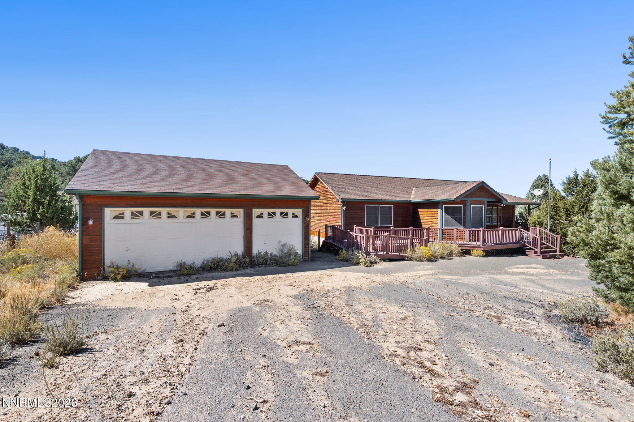 21361 Crestview Road Reno, NV 89521 - Photo 3 of 36 Front Exterior & Garage