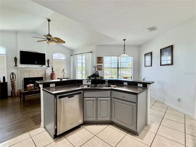 $482,500 | 943 Corvina Drive, Davenport, FL 33897