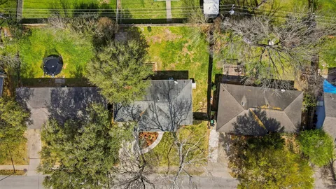 $299,000 | 9522 Hammerly Boulevard, Houston, TX 77080
