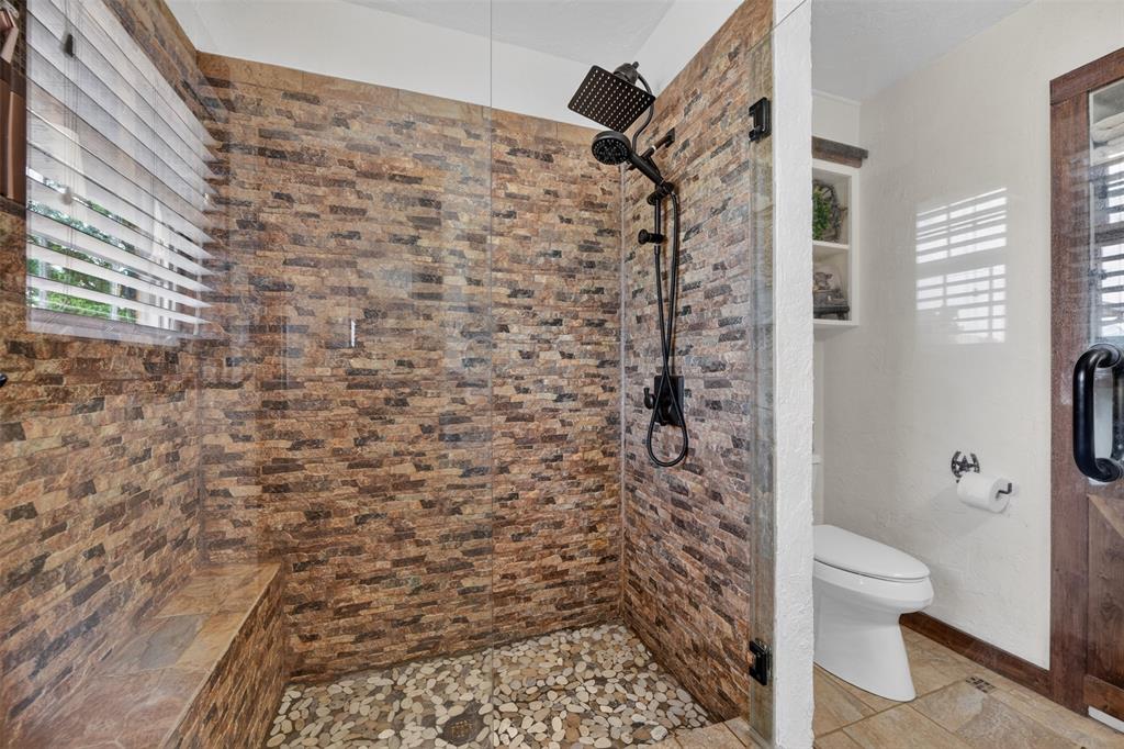 1102 Old Base Road Aurora, TX 76078 - Photo 22 of 37