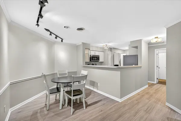 $270,000 | 9 Captains Court, Unit 2, Madison, WI 53719