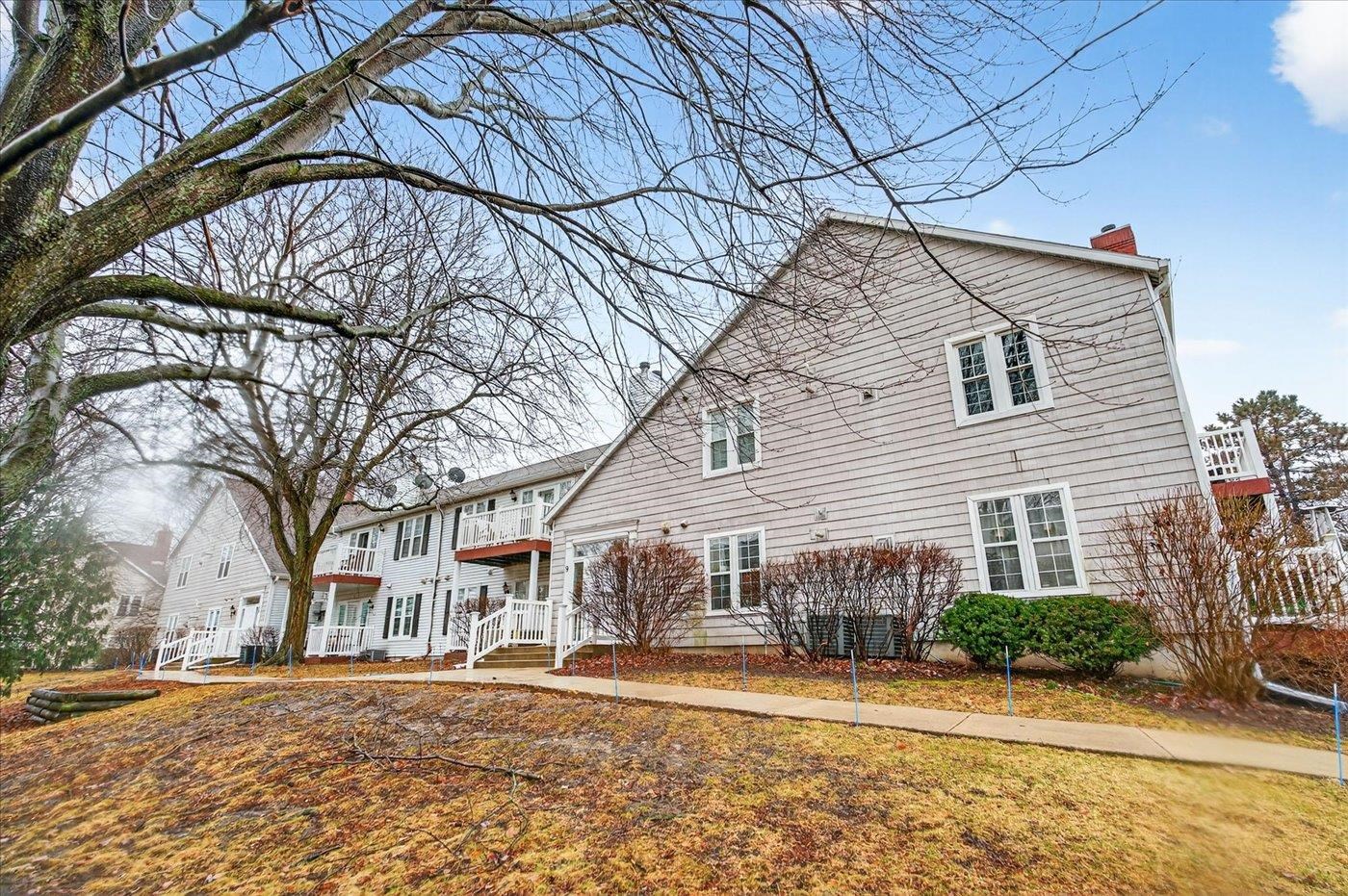 9 Captains Court, Unit 2 Madison, WI 53719 - Photo 23 of 35