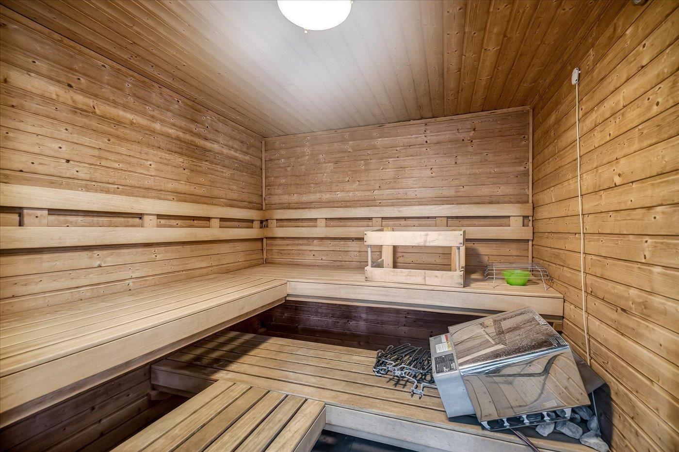 9 Captains Court, Unit 2 Madison, WI 53719 - Photo 33 of 35