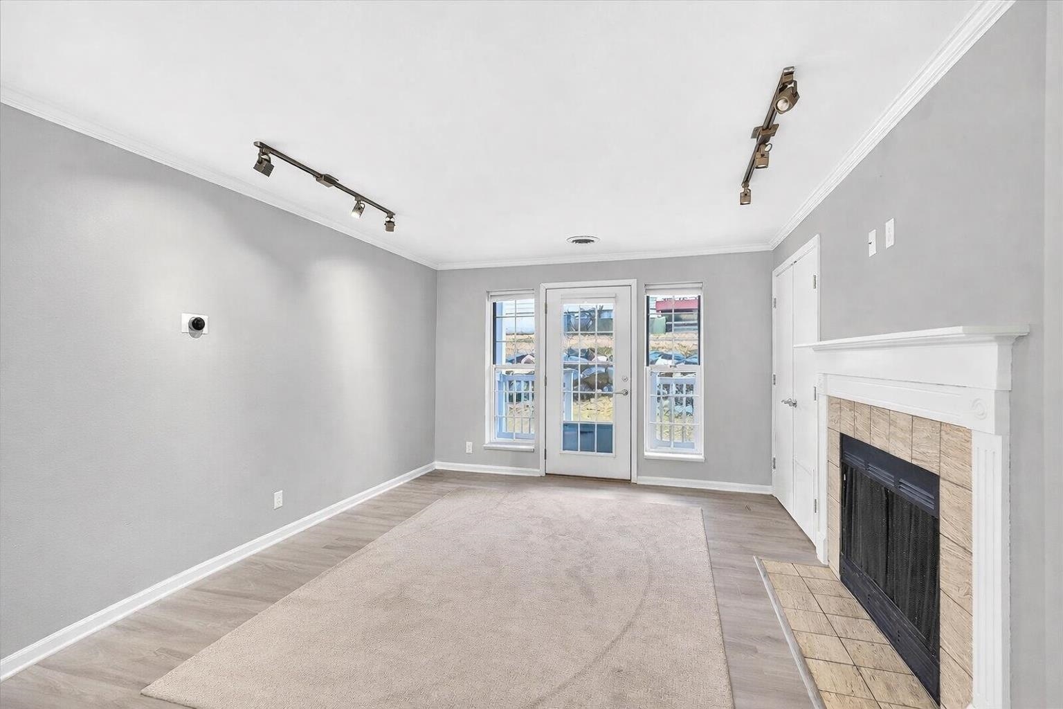 9 Captains Court, Unit 2 Madison, WI 53719 - Photo 6 of 35